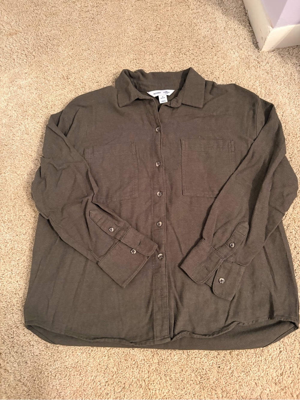 Old Navy Long Sleeve Flannel Boyfriend Shirt